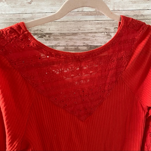 Free People | Eyelet Bell-Sleeved Too | Size XS - Picture 6 of 7